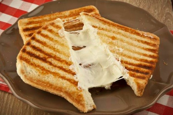 kaşarlı tost